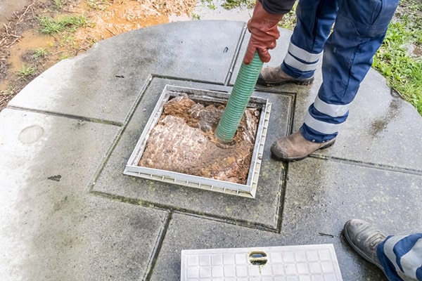 if you notice foul odors, slow drainage, or standing water in your yard, it may be time for cesspool pumping